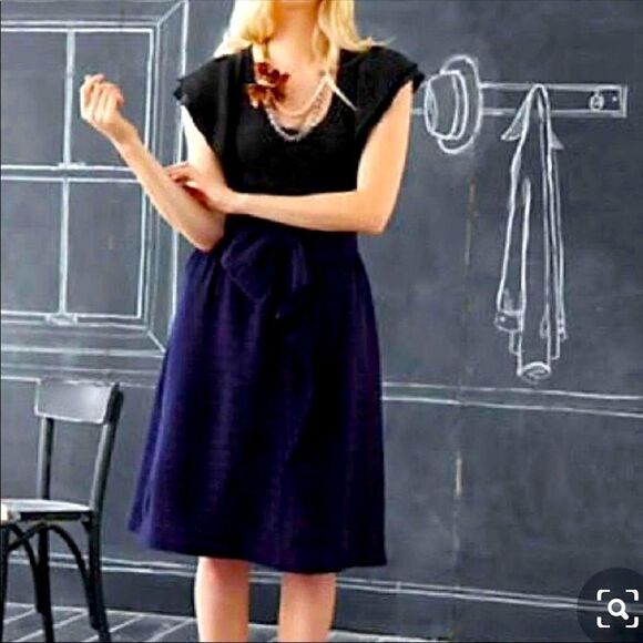 Moth dress size large    - Picture 1 of 9